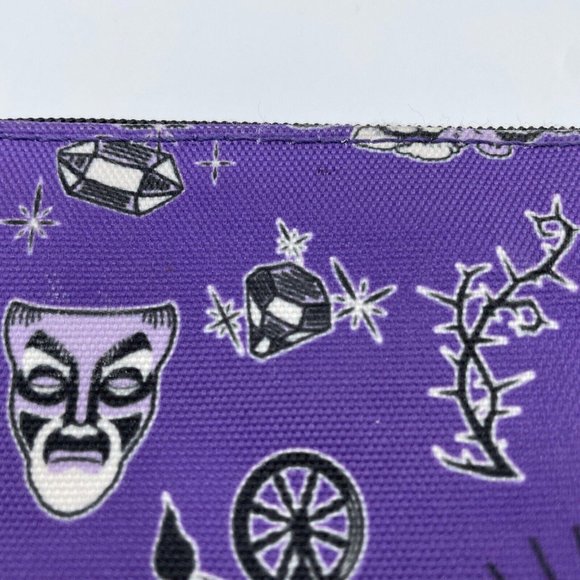 DISNEY LOUNGEFLY cosmetics case / small bag w/ ZIP TOP in PURPLE VILLAINS - VGUC - Picture 5 of 15